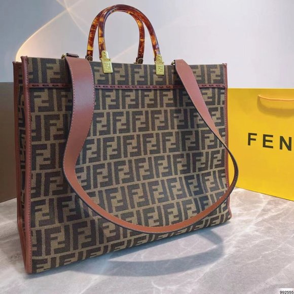 fendi classic tote